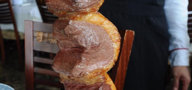 Churrascaria adota novo nome