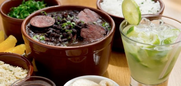 Imprensa Café traz roda de samba e feijoada aos sábados de férias