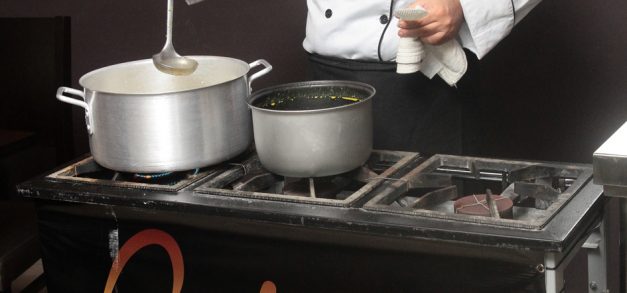 Noite agradável e descontraída marca o Showcooking do Gustiamo