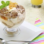 Frozen mousse de chocolate com coco e gengibre