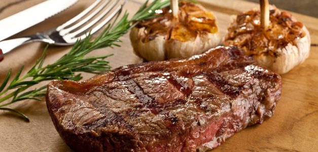 Mercadinhos São Luiz oferece desconto em vinhos, camarão picanha, maminha e mais