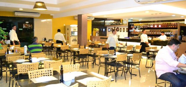 Dom Speto: cardápio diversificado, prato executivo e espaço infantil