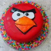 Bolo Angry Birds de Morango