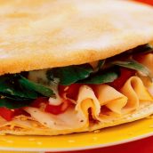 Beirute com Molho de Iogurte