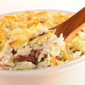 Arroz com carne seca e queijo coalho