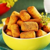 Croquete de mandioca