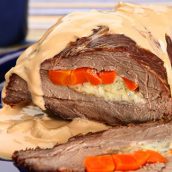 Carne recheada com gorgonzola