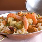 Cataplana de tamboril, lagosta e camarão