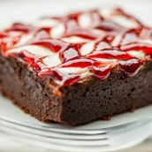 Brownie de frutas vermelhas