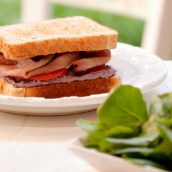 Sanduíche de rosbife