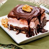 Gelado de brownie e sorvete