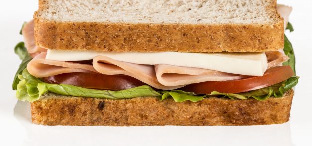 Tostex apresenta nova linha de sanduíches naturais