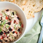 Salpicão de atum com abacaxi