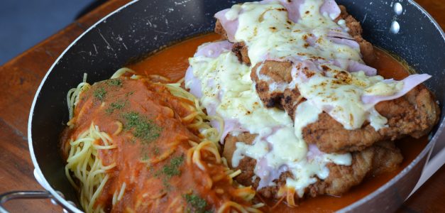 Sete opções de restaurantes com música ao vivo para a noite de sábado