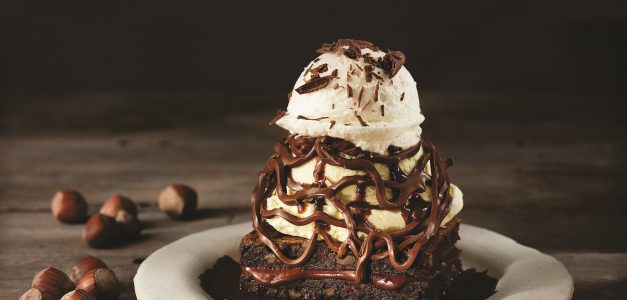 Outback reinventa brownie com creme de avelã