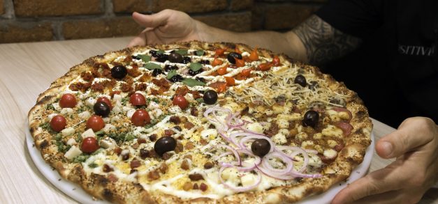 Hot Box lança pizza de 45cm e 8 sabores em Fortaleza