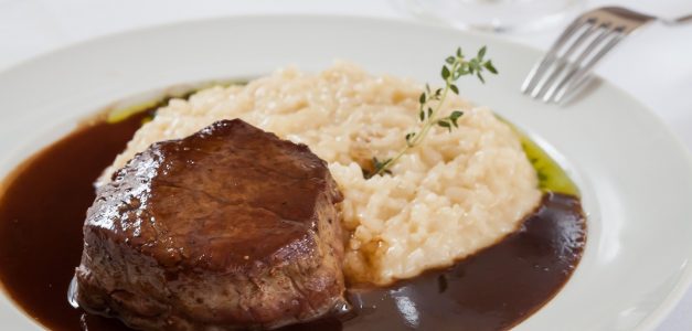 Duo Gourmet realiza campanha promocional na Semana do Consumidor