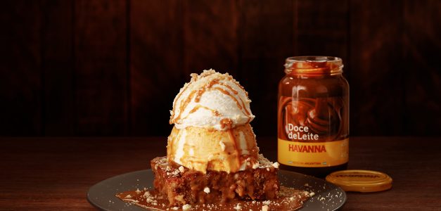 Outback lança sobremesa em parceria com Havanna