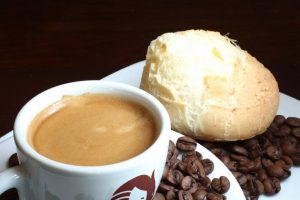 Tiamate Coffee, café com pão de queijo