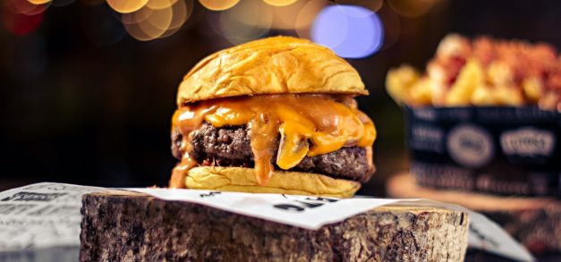 Imprensa Food Square sorteia um ano de hambúrguer grátis em aniversário da Allfry