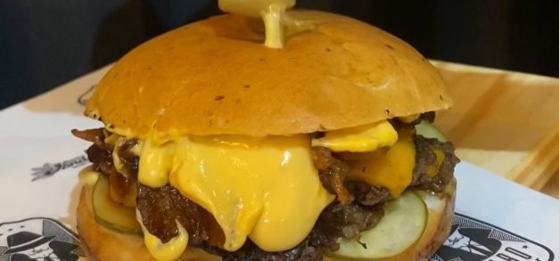 Elbo Smash Burger desponta entre hamburguerias de Fortaleza