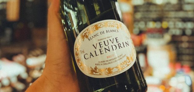 Brava Wine realiza saldão de carnaval com até 60% de desconto em bebidas